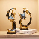Escultura Elegância em Movimento: A Graça da Bailarina